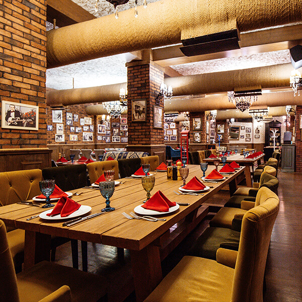Hotel & Restaurant
